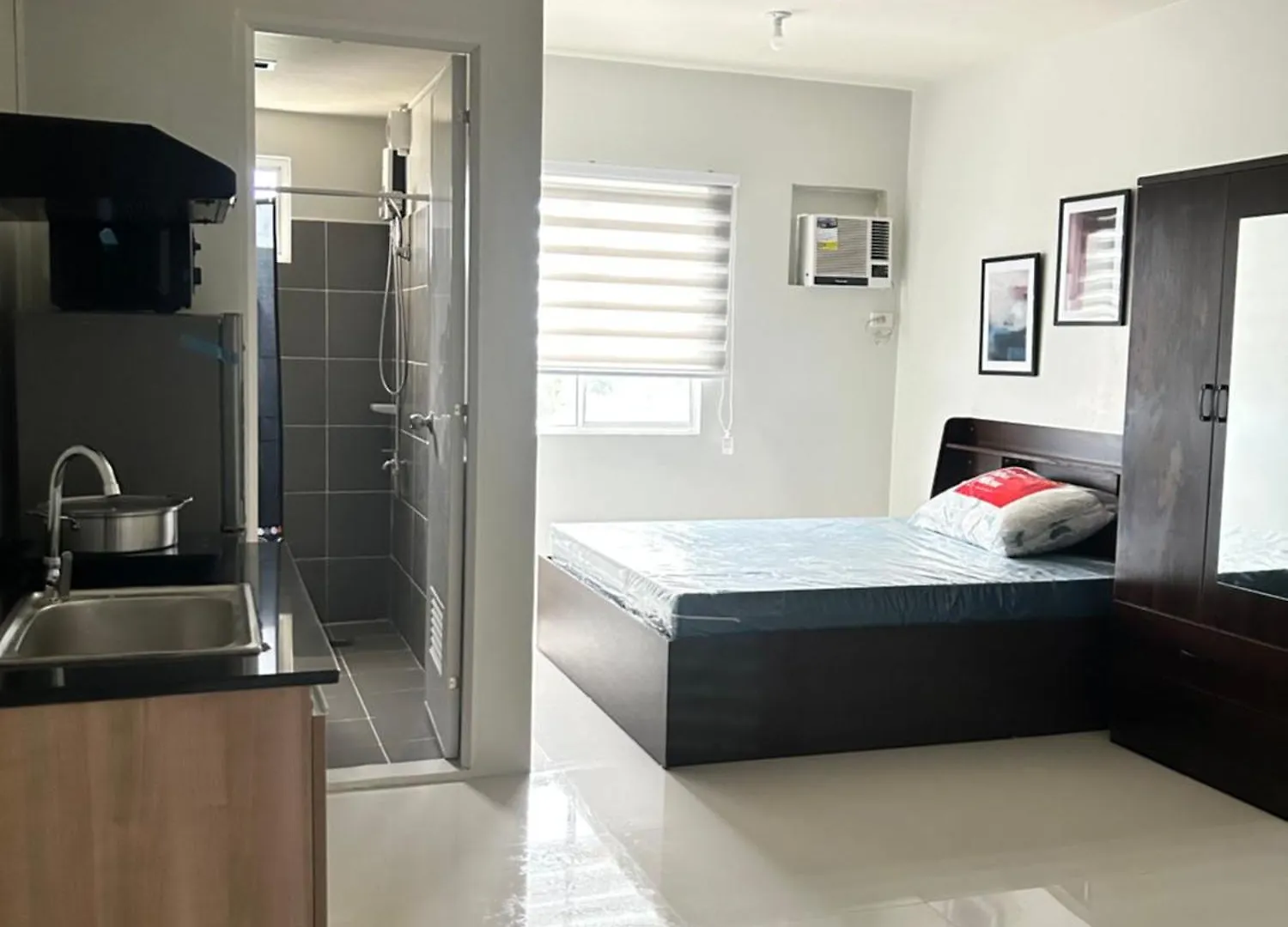 Bria Flats Las Pinas kontakter